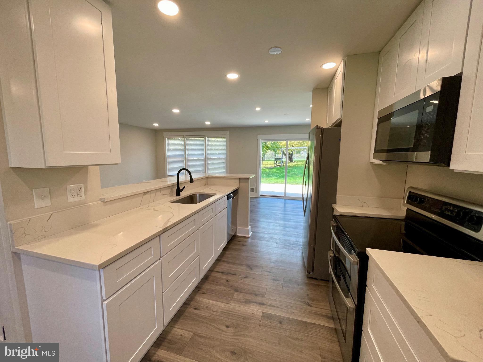 2504 LITTLE RIVER ROAD