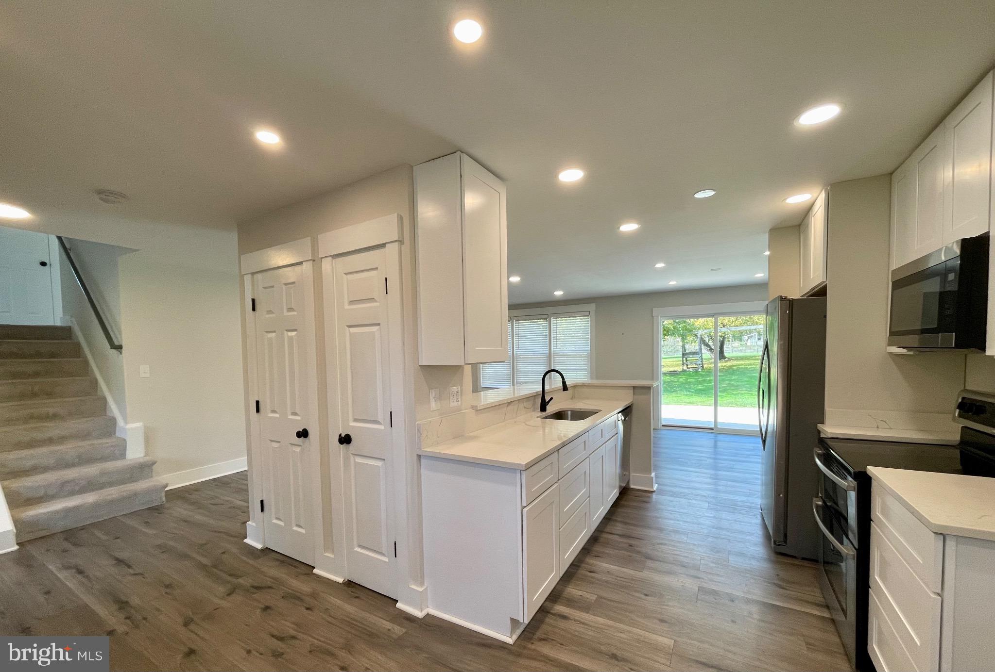 2504 LITTLE RIVER ROAD