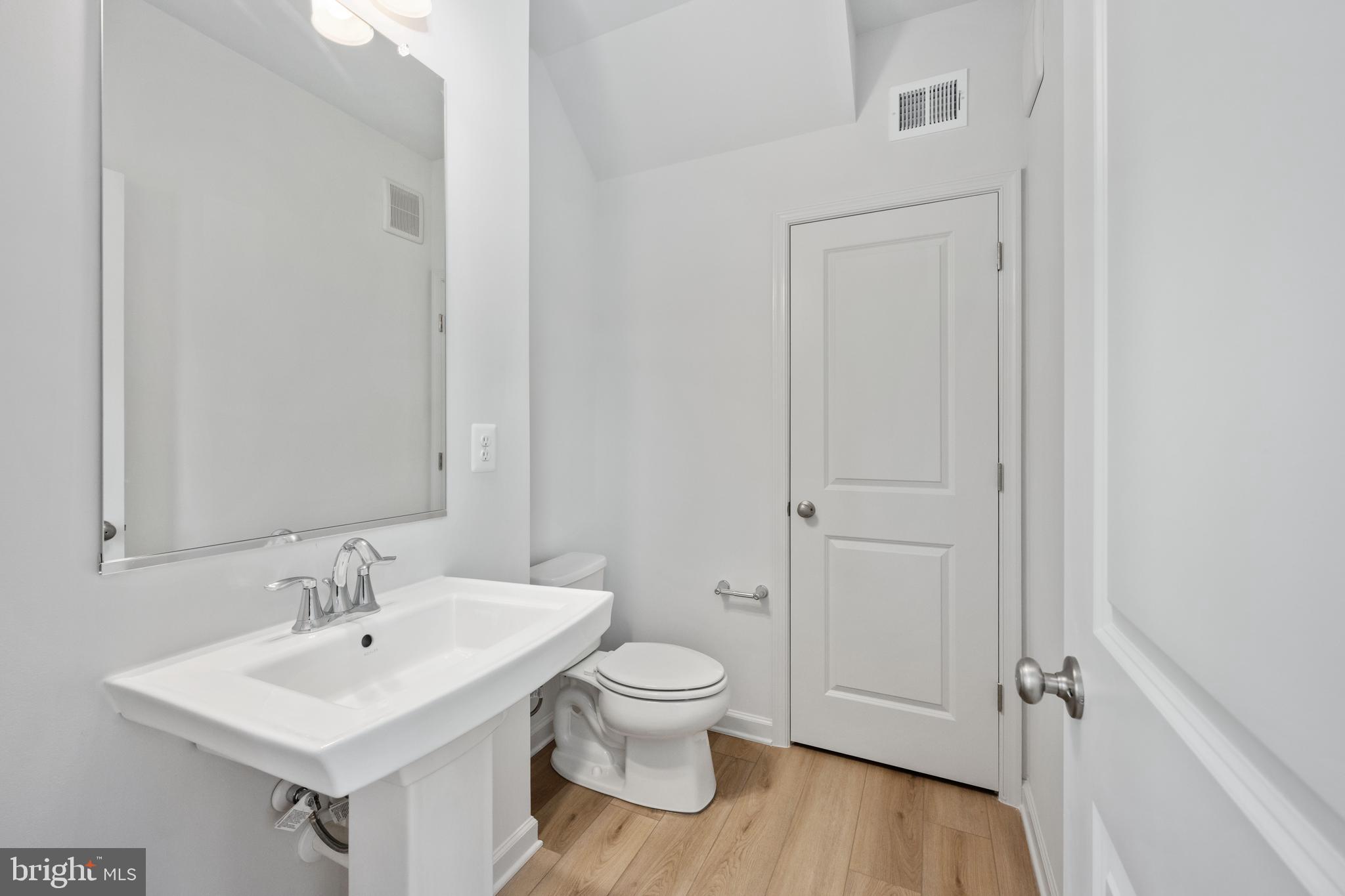 NEABSCO COMMONS - Residential