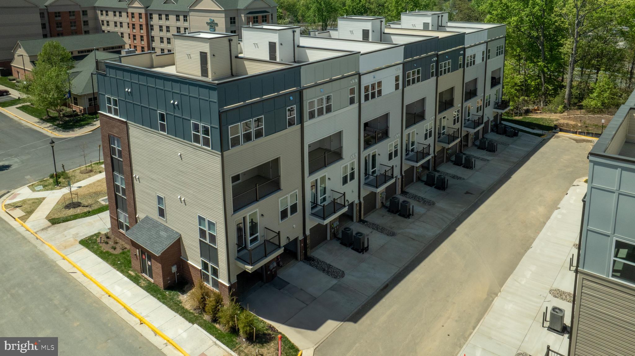 NEABSCO COMMONS - Residential