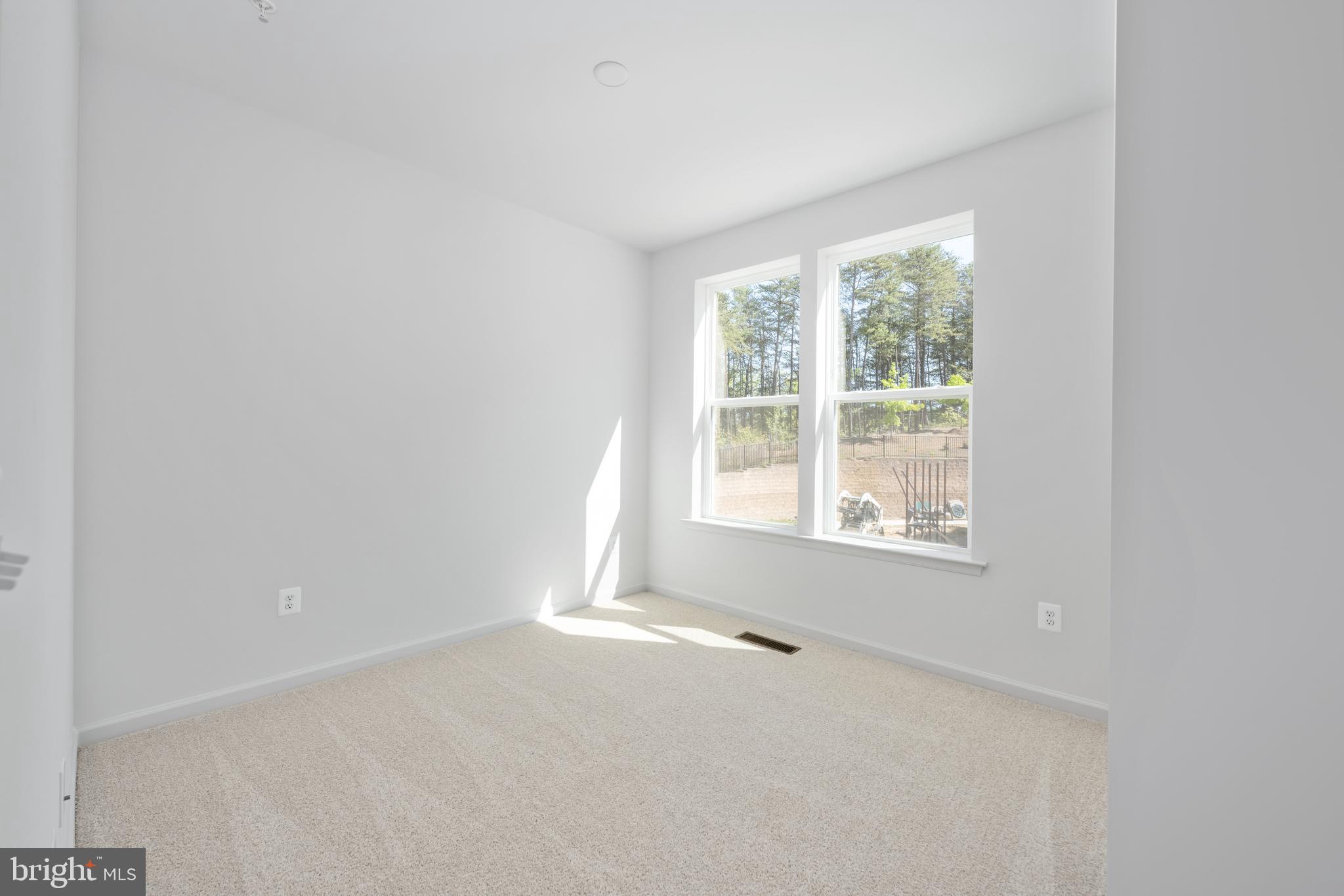 NEABSCO COMMONS - Residential