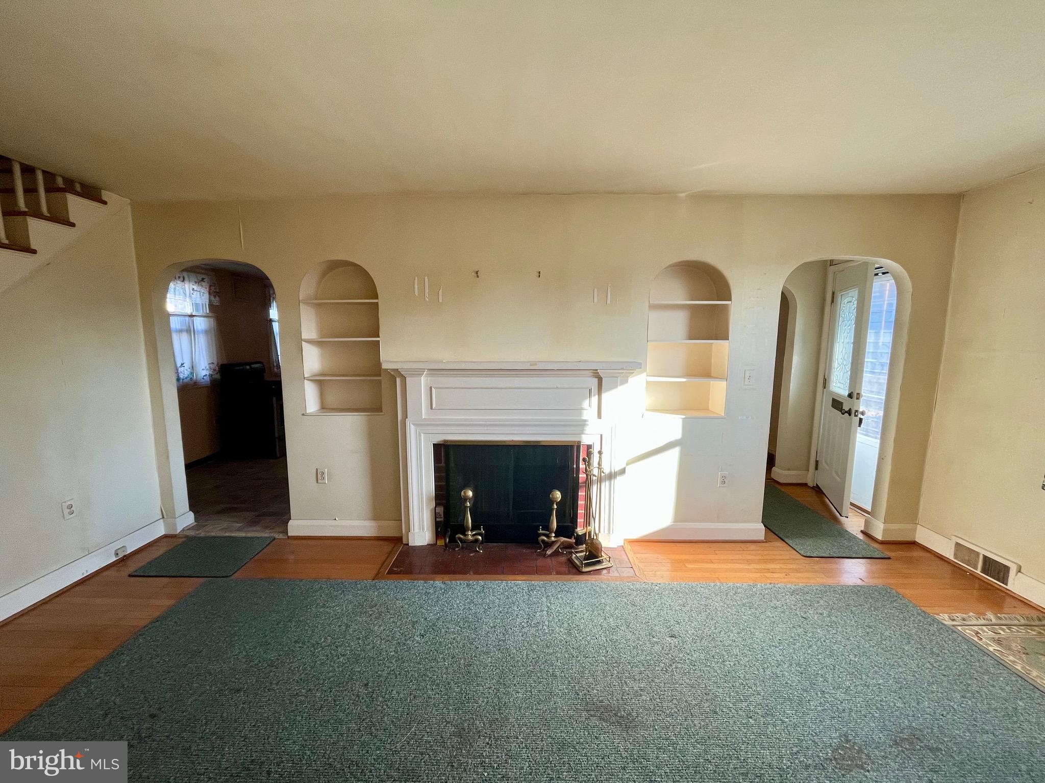 JOHNSON HEIGHTS - Residential