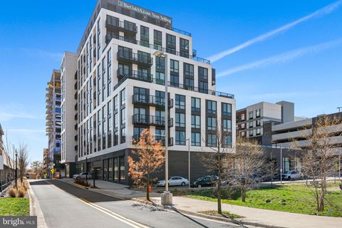 255 W FALLS STATION BOULEVARD 704 FALLS CHURCH VA 22046