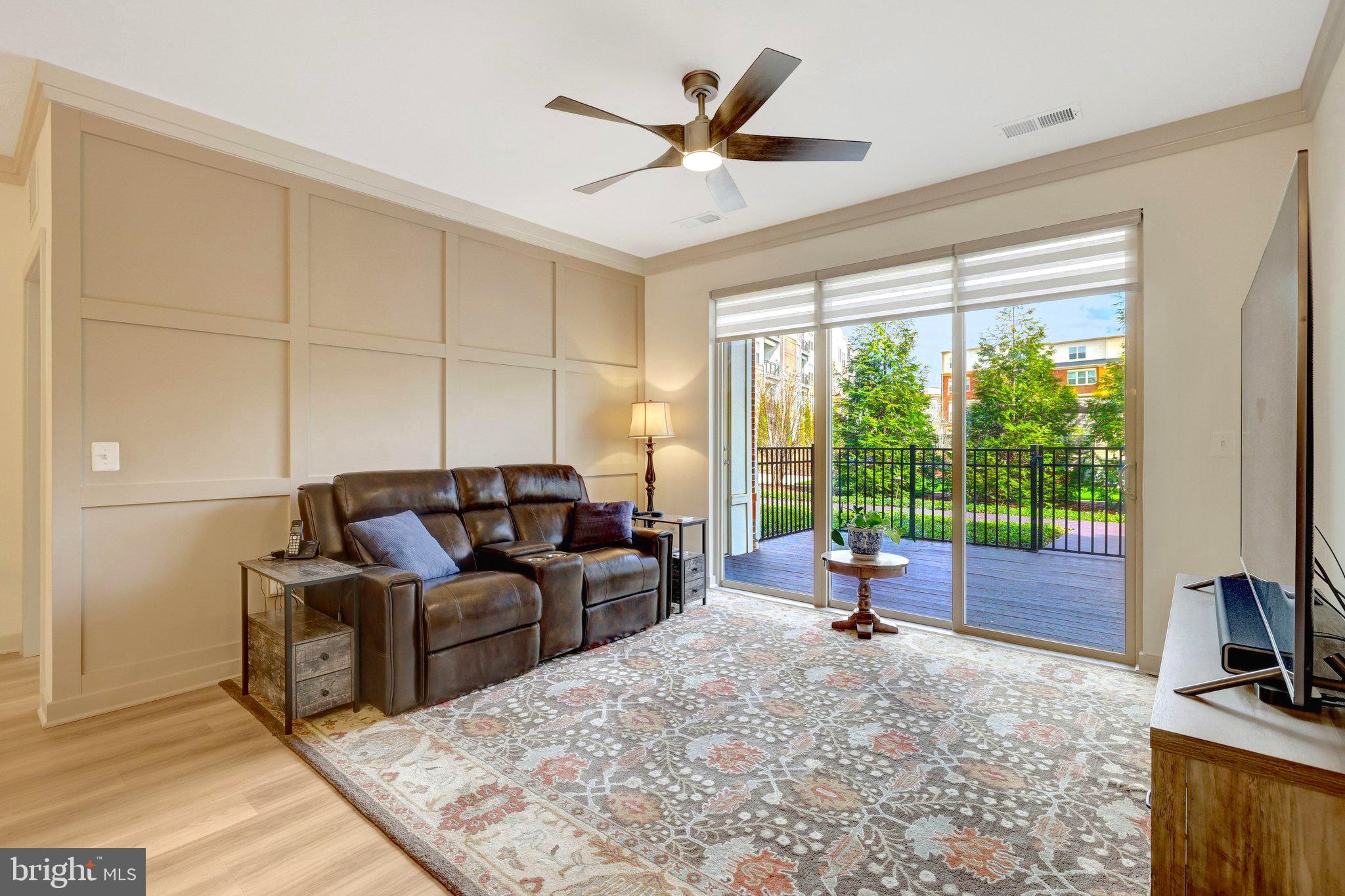 BOULEVARD VI TOWNS - Residential