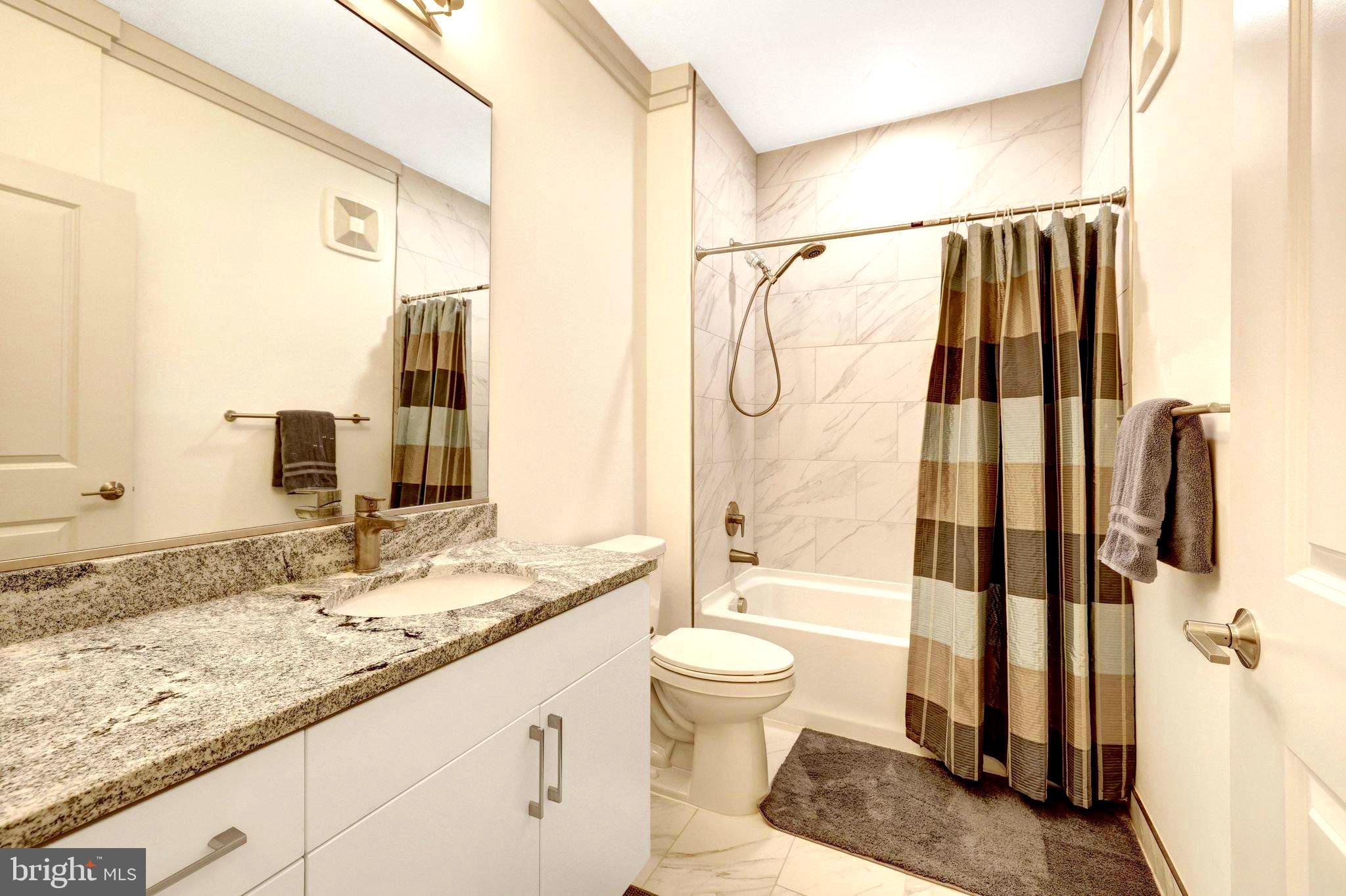 BOULEVARD VI TOWNS - Residential