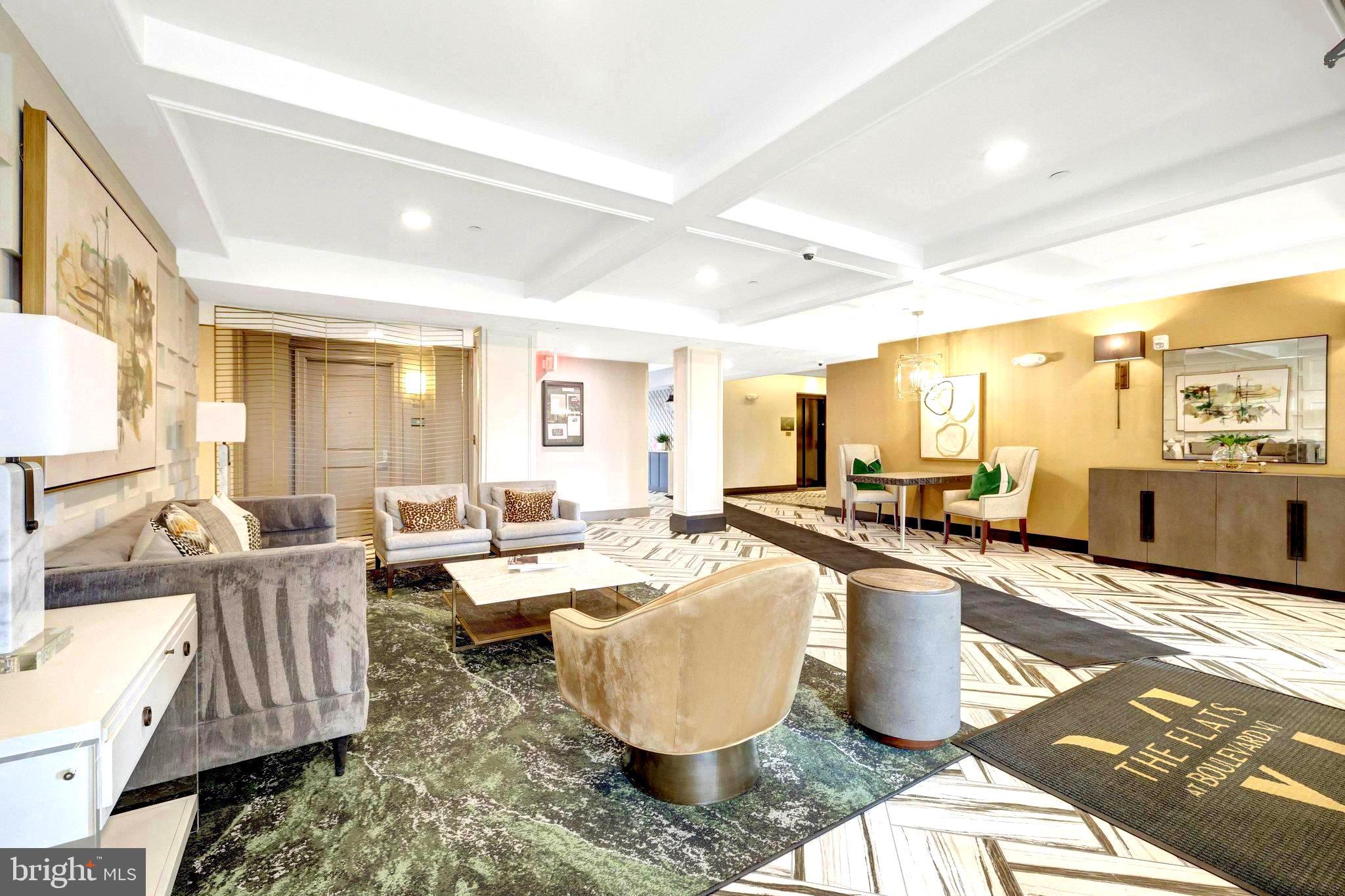 BOULEVARD VI TOWNS - Residential