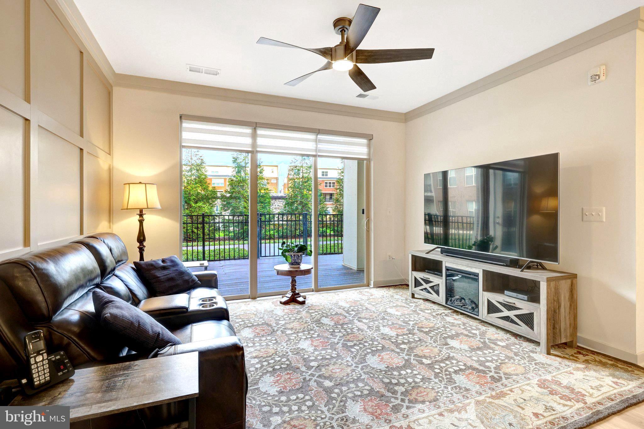 BOULEVARD VI TOWNS - Residential