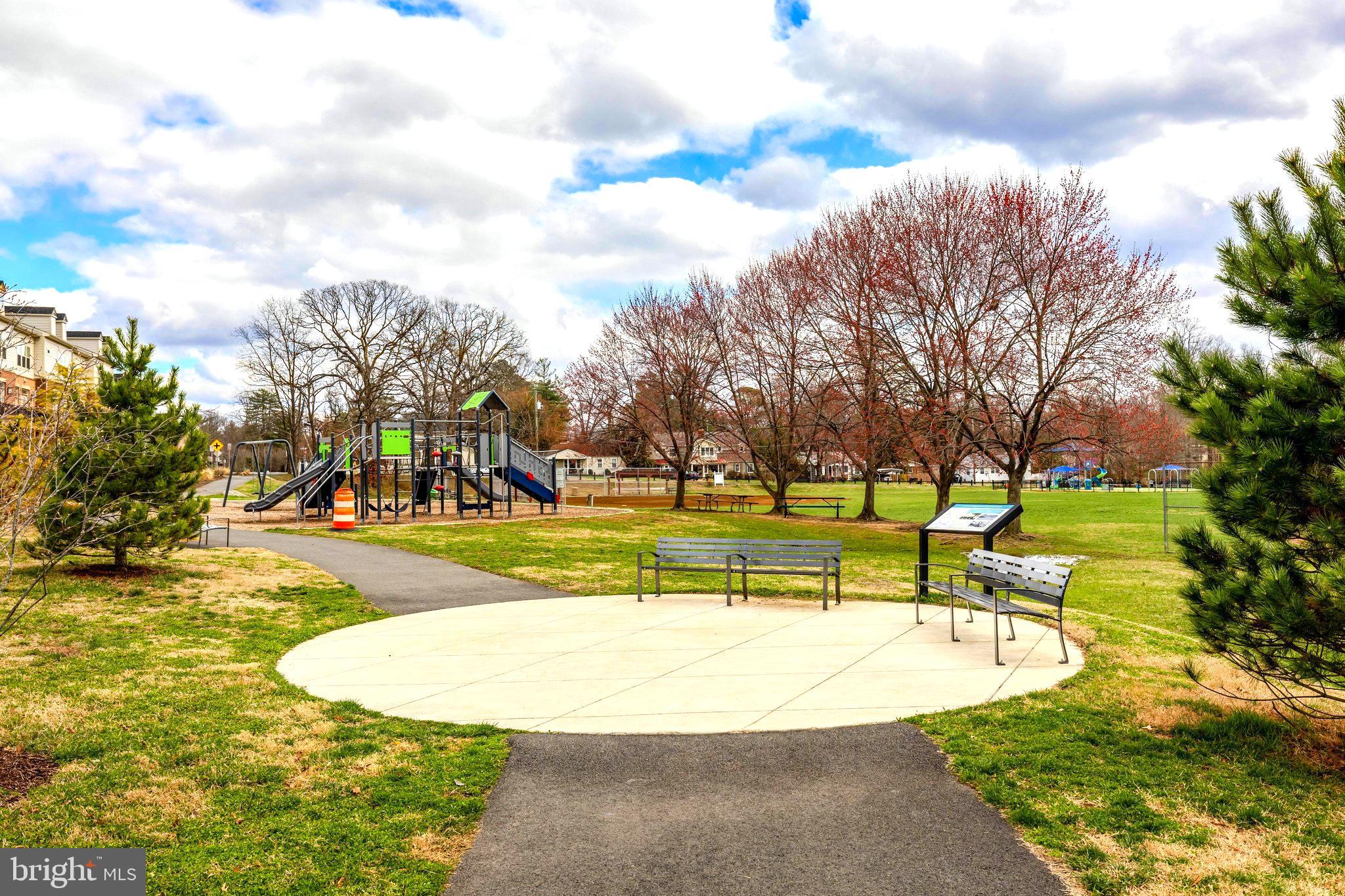 BOULEVARD VI TOWNS - Residential