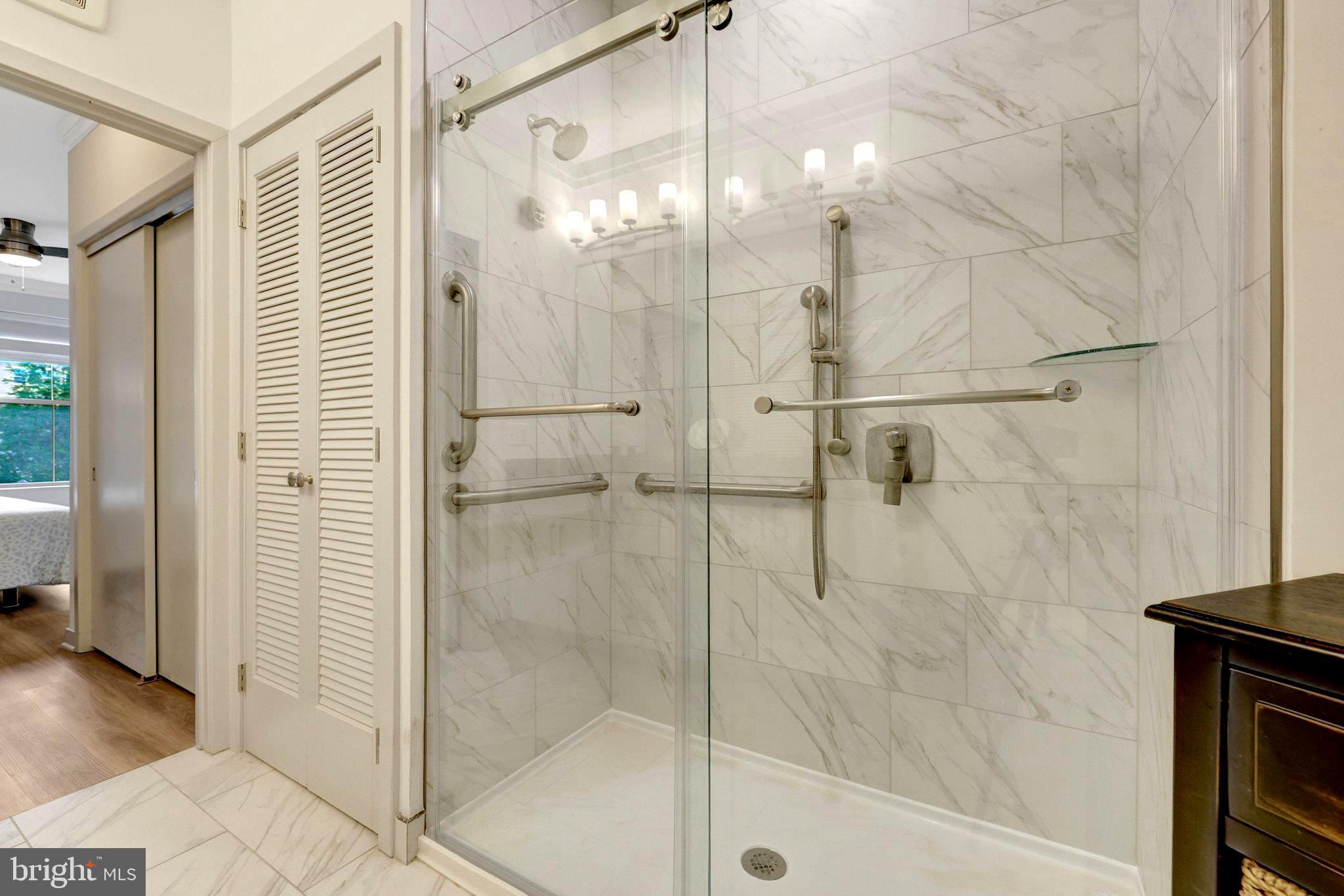 BOULEVARD VI TOWNS - Residential