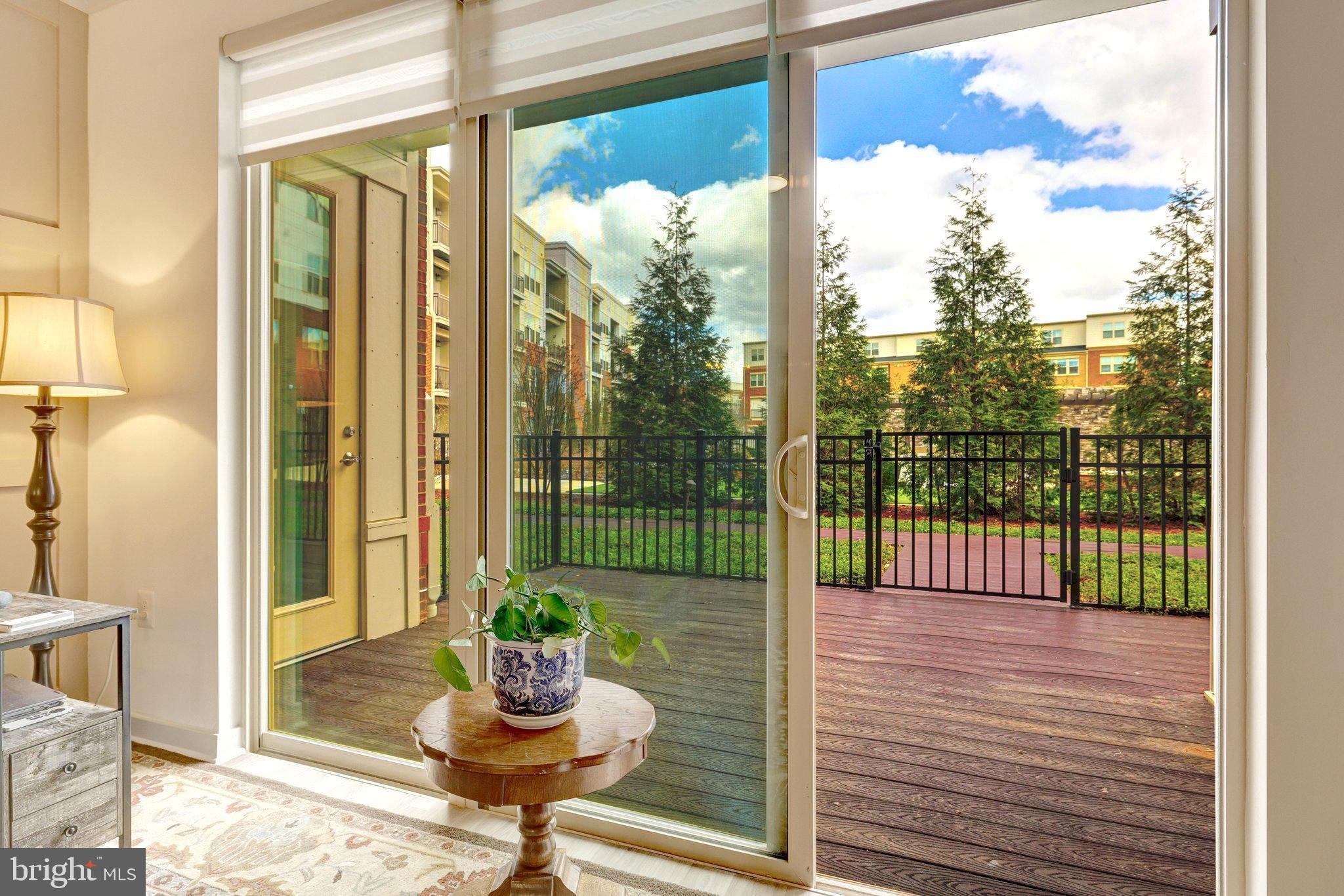 BOULEVARD VI TOWNS - Residential