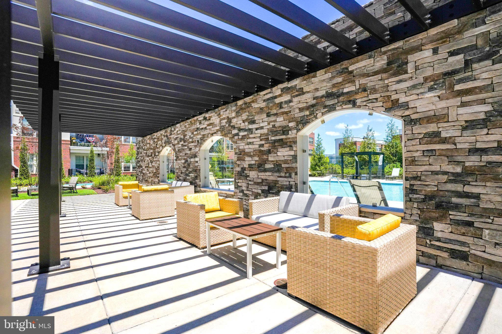 BOULEVARD VI TOWNS - Residential