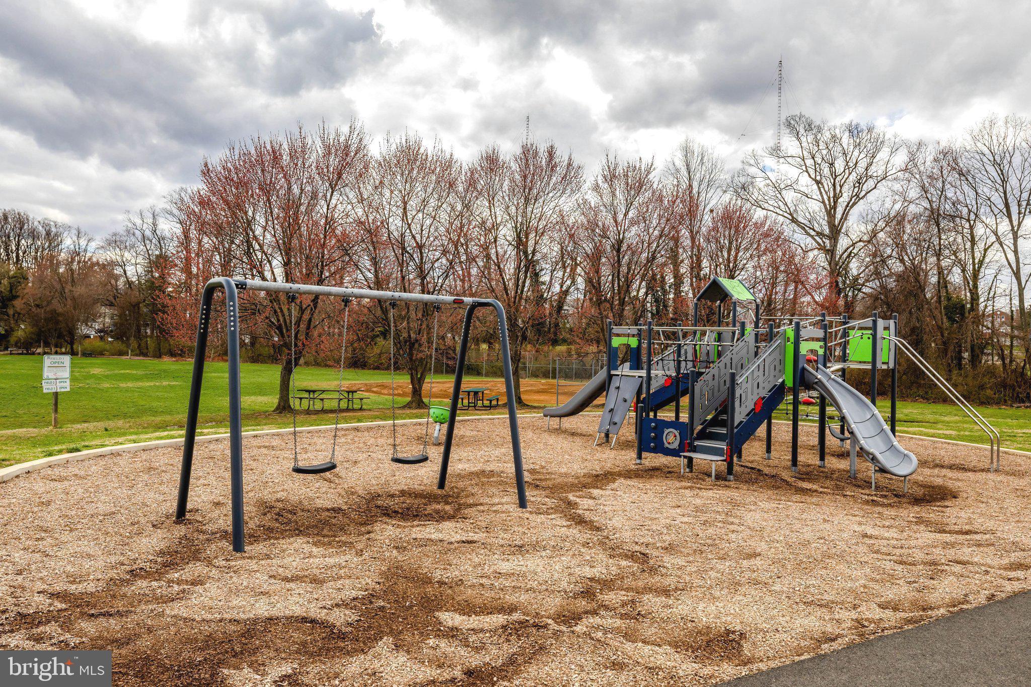 BOULEVARD VI TOWNS - Residential