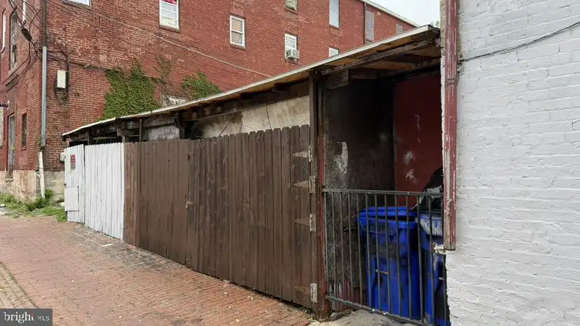 Additional image 11 of 911 Walnut St, Reading, PA 19601