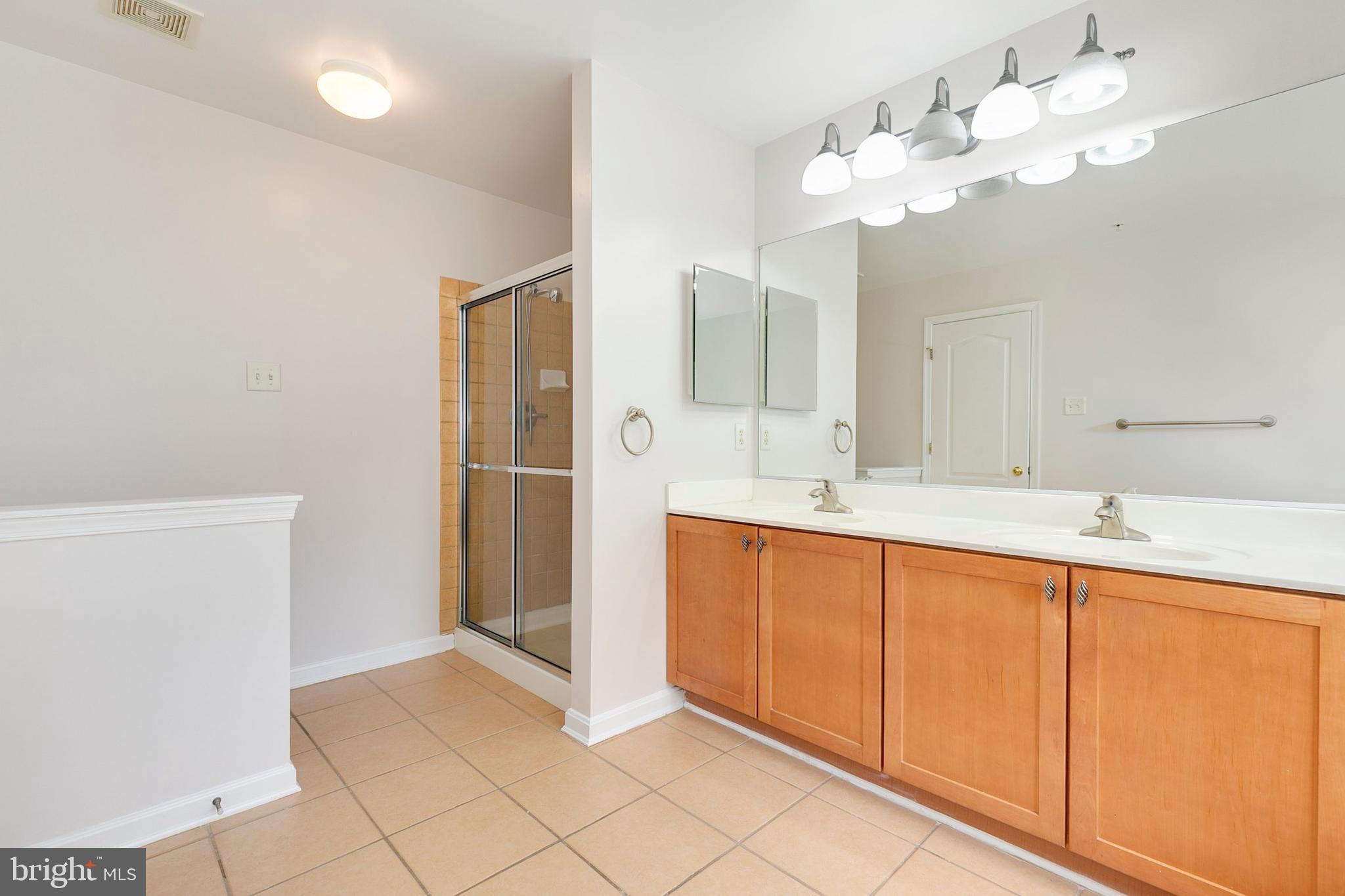 EMERSON - Residential