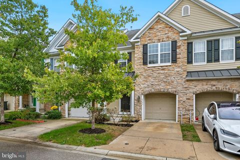 8440 CHARMED DAYS LAUREL MD 20723