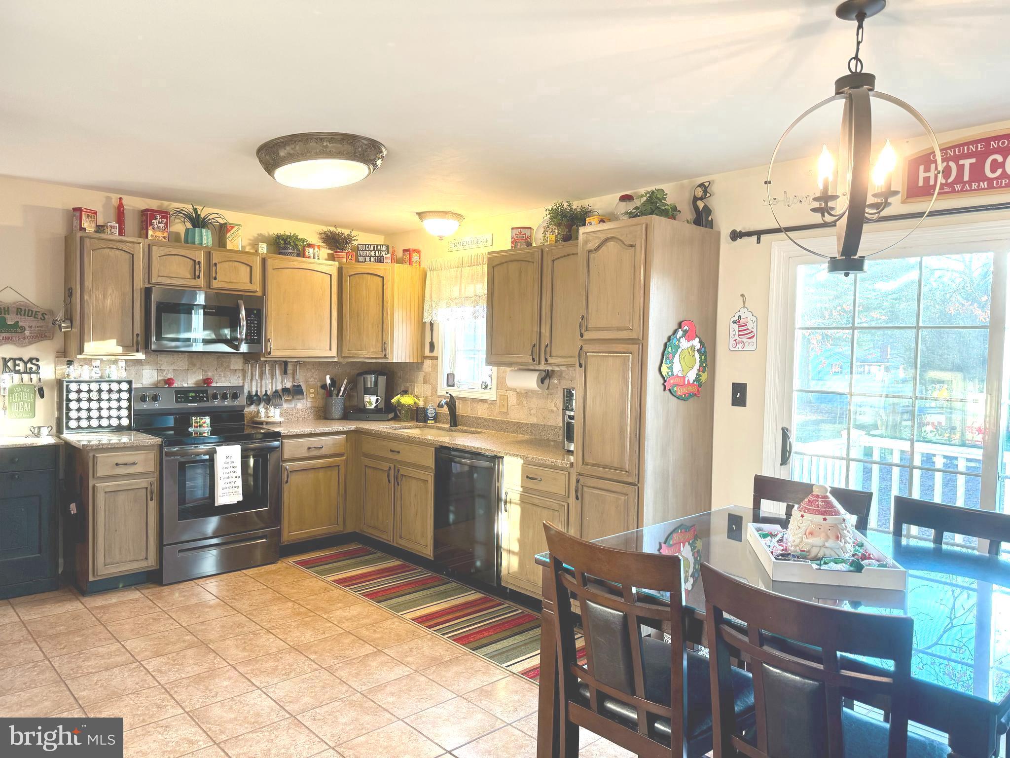 CAROLINE FARMS - Residential