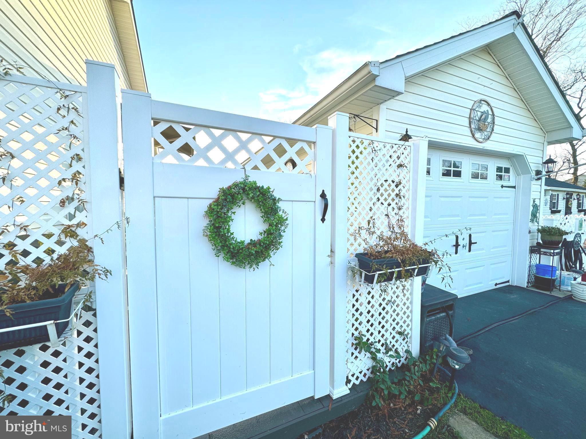 CAROLINE FARMS - Residential