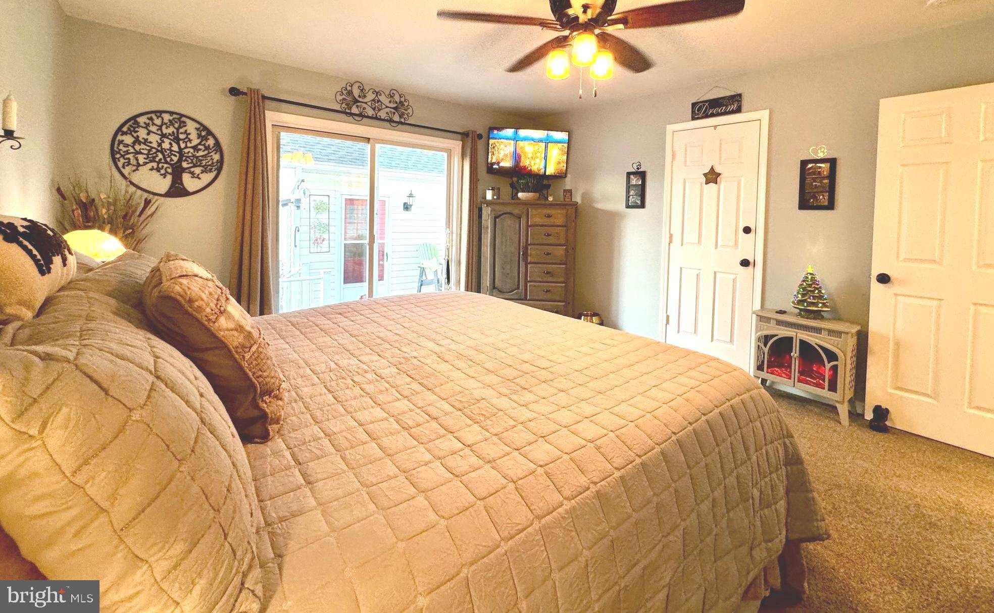 CAROLINE FARMS - Residential