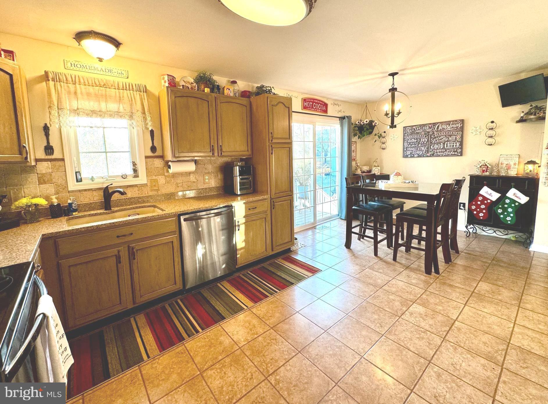 CAROLINE FARMS - Residential