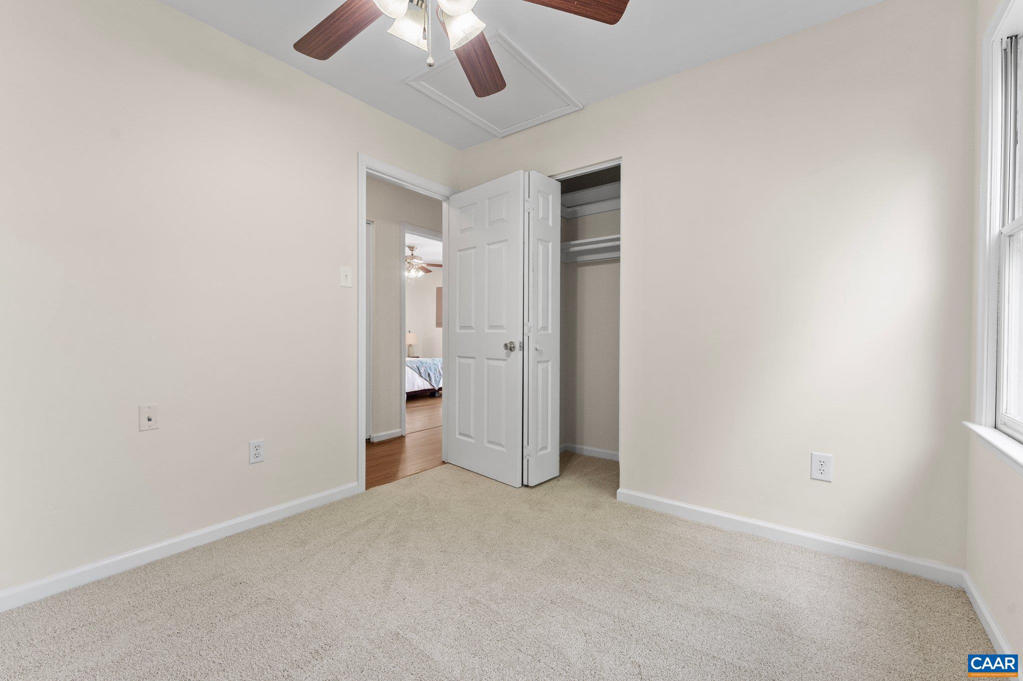 STONEHENGE - Residential