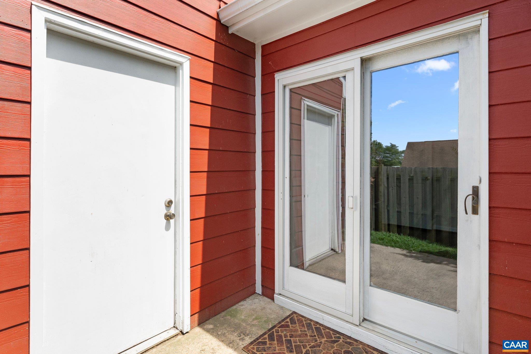 STONEHENGE - Residential