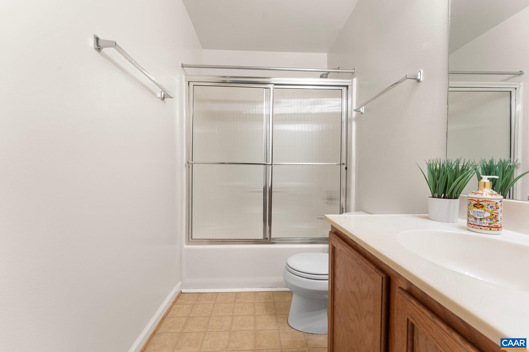 STONEHENGE - Residential