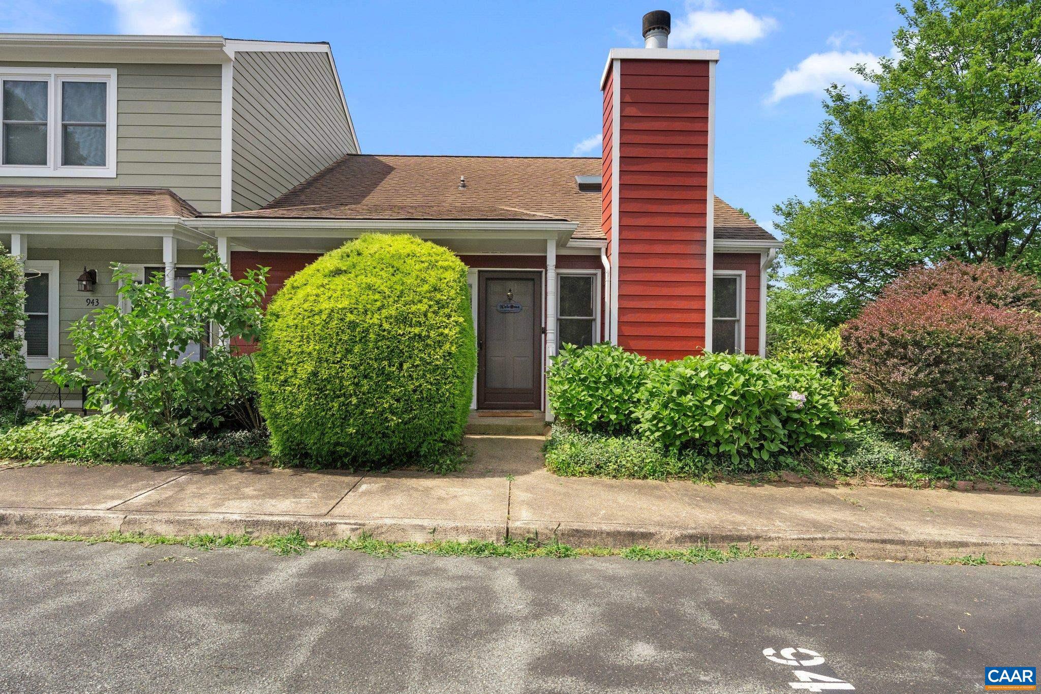 STONEHENGE - Residential