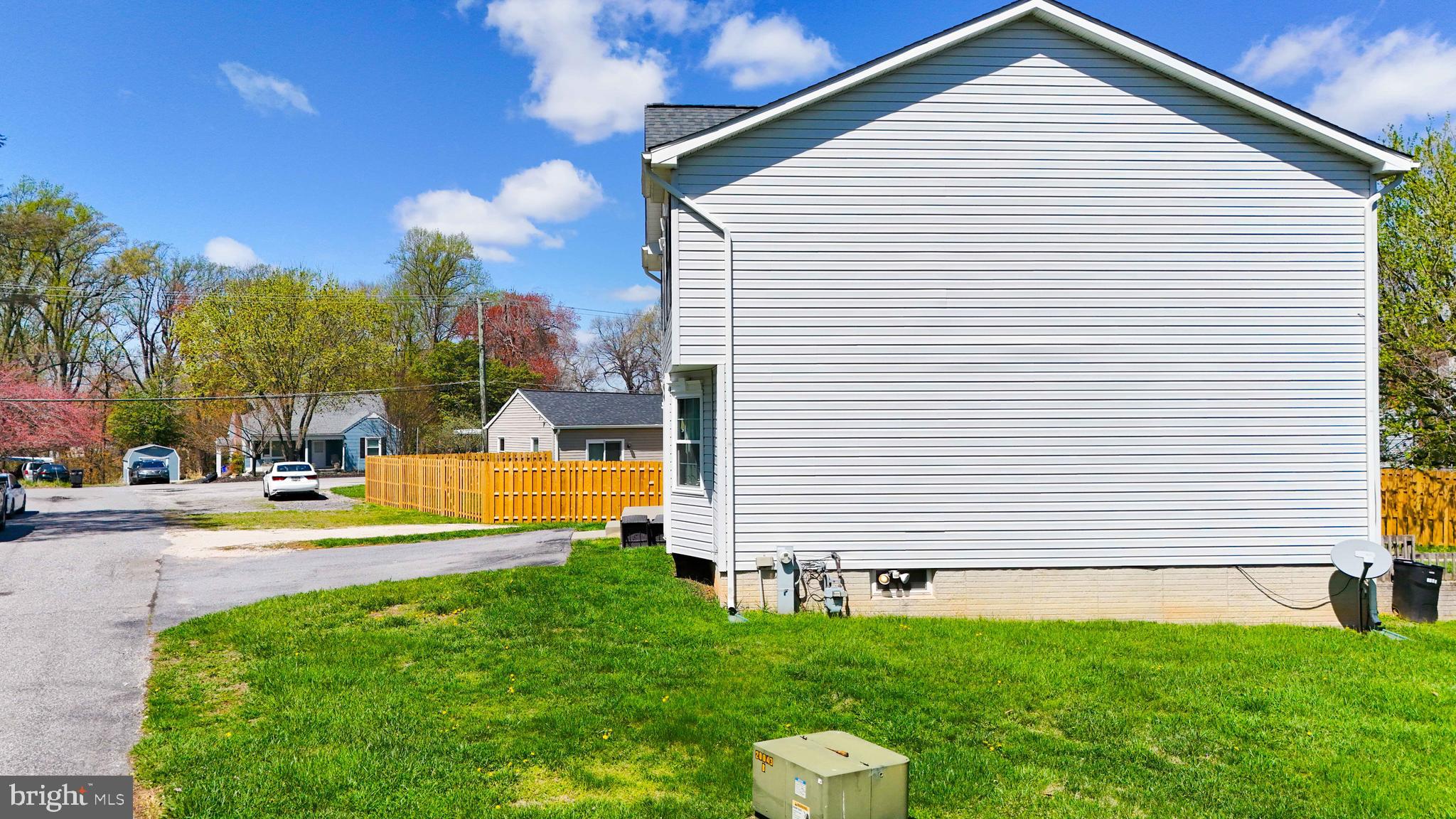 RANDALLSTOWN - Residential