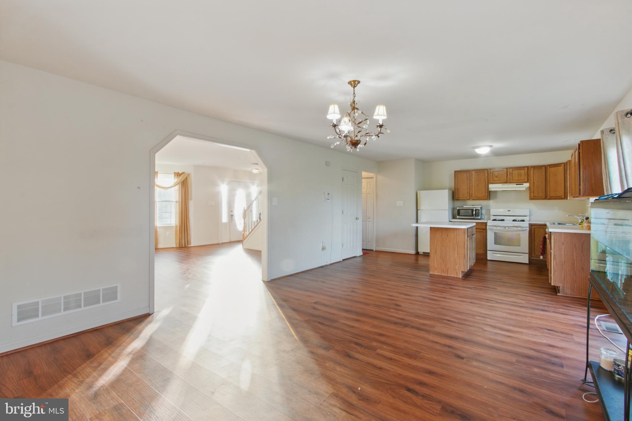 RANDALLSTOWN - Residential