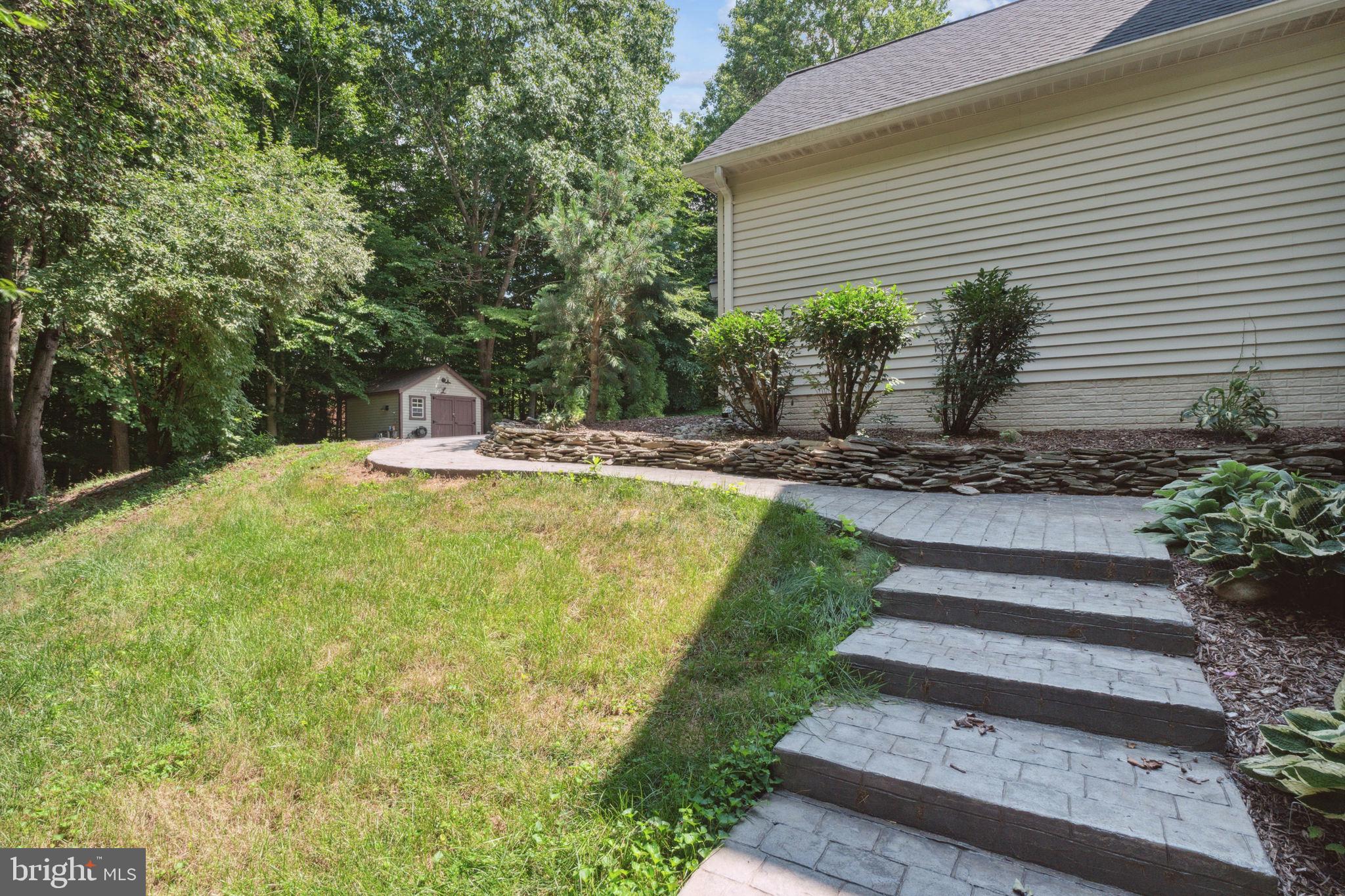 BALMORAL GREENS - Residential