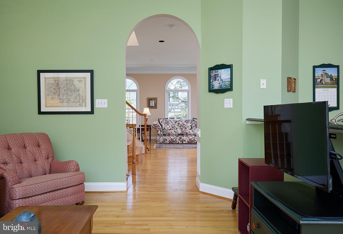 BROMPTONS AT BALLSTON - Residential