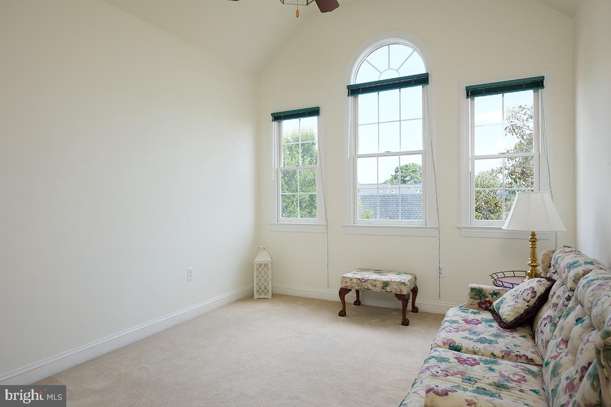 BROMPTONS AT BALLSTON - Residential