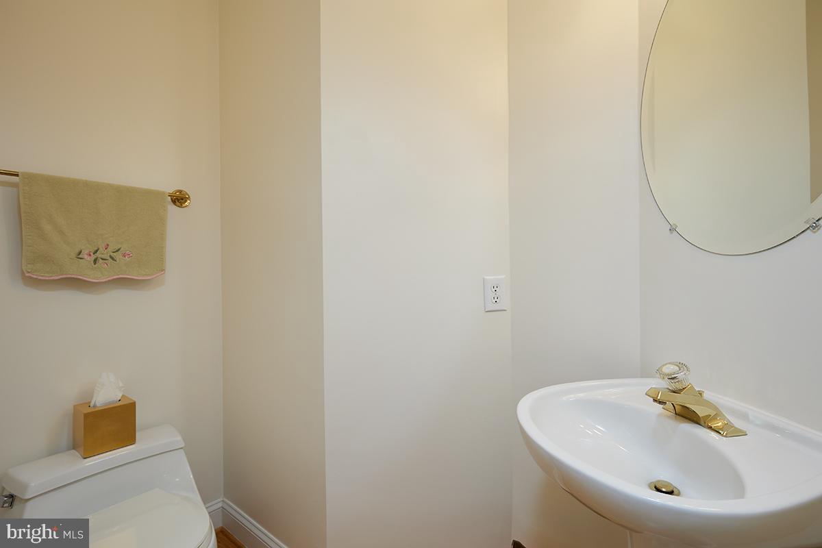 BROMPTONS AT BALLSTON - Residential