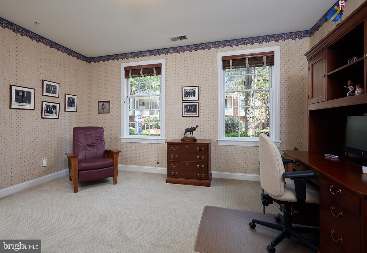 BROMPTONS AT BALLSTON - Residential