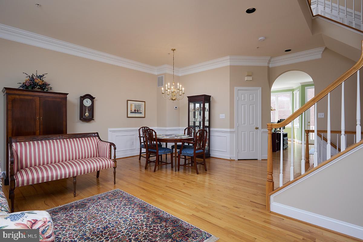 BROMPTONS AT BALLSTON - Residential