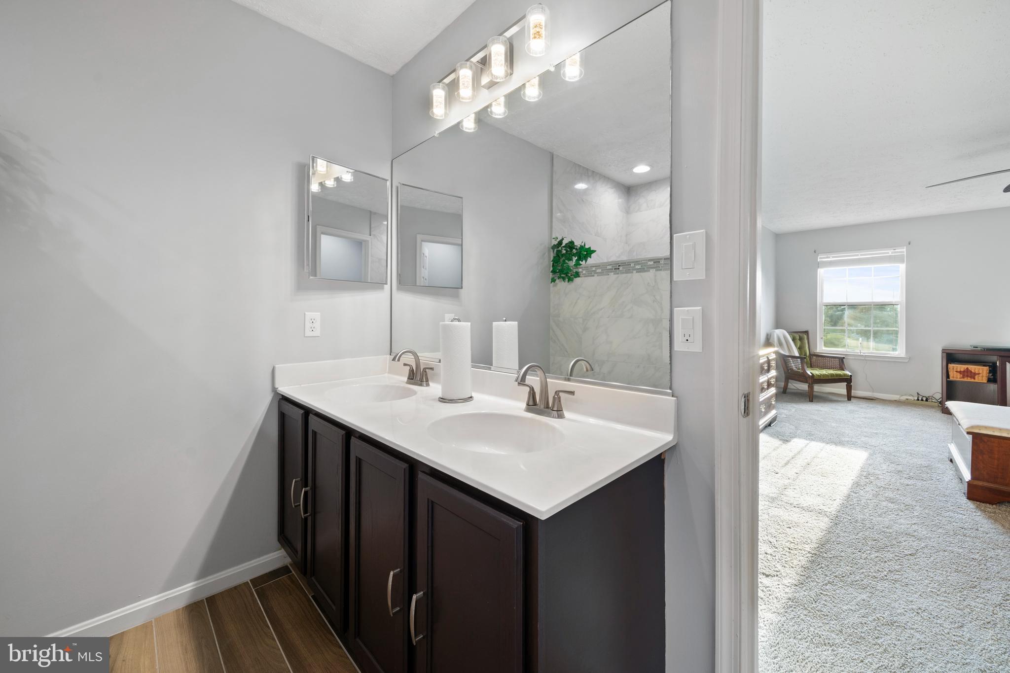 DORCHESTER - Residential