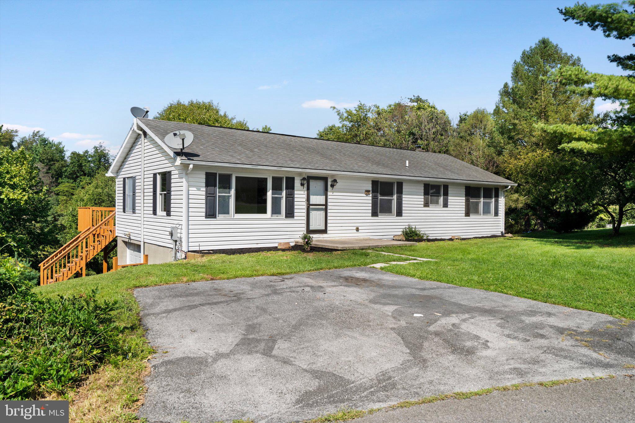 94 BLUEJAY COURT