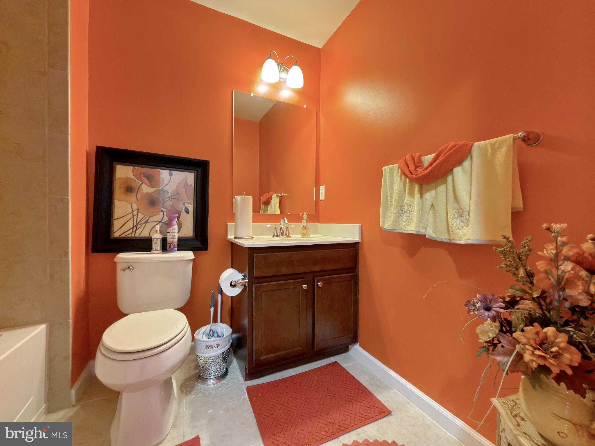 CHELSEA MANOR - Residential Lease