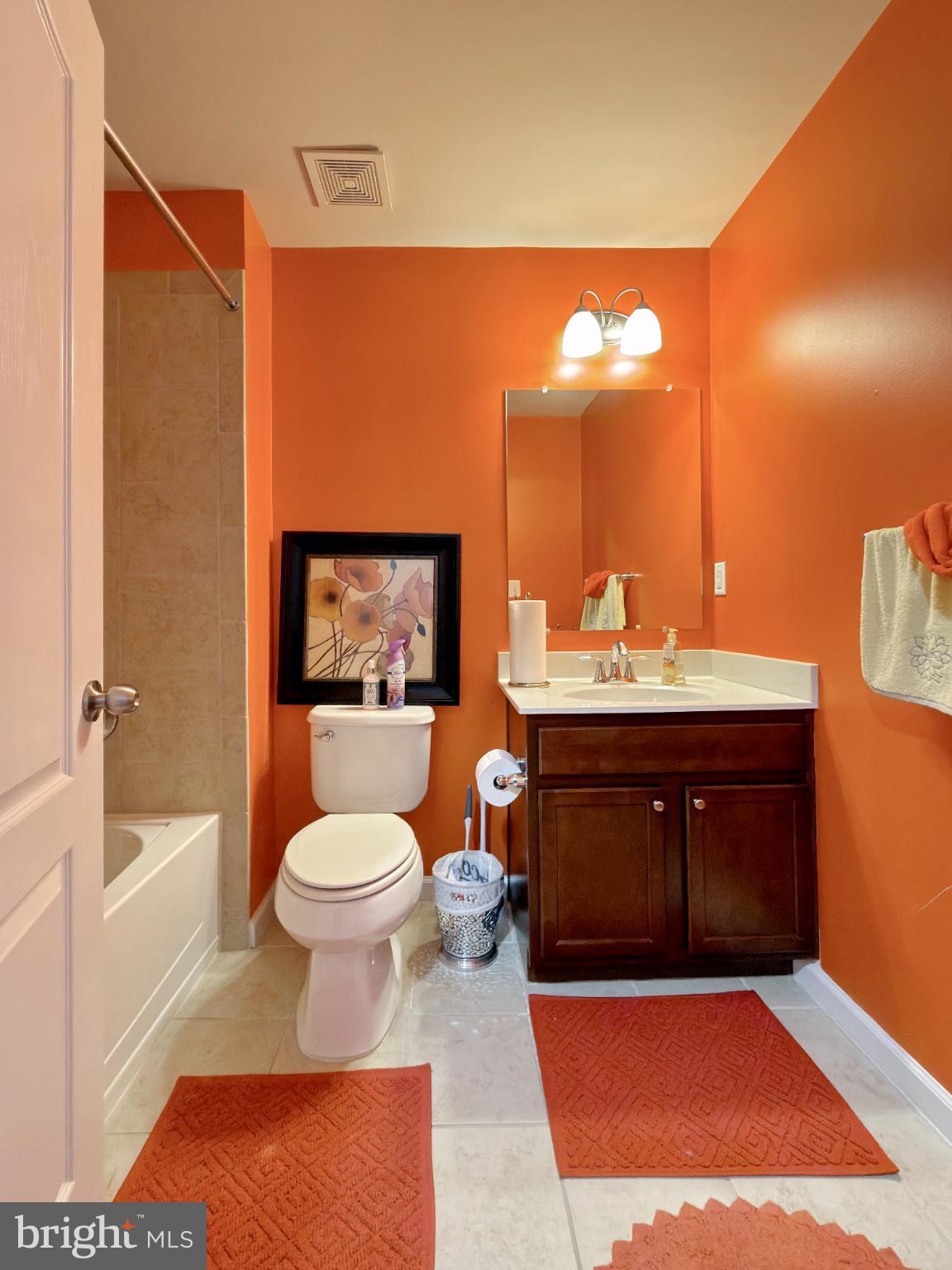 CHELSEA MANOR - Residential Lease