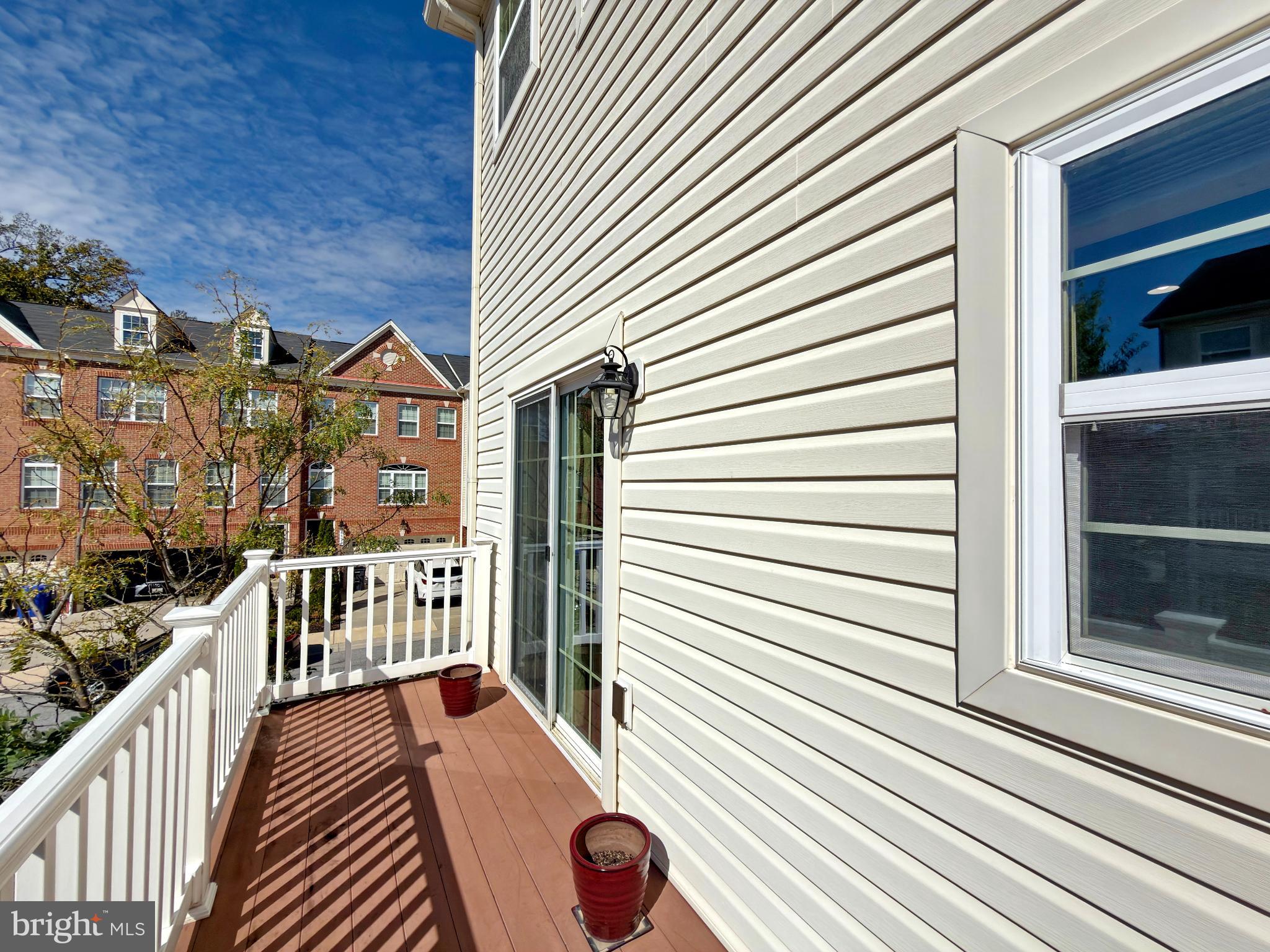 CHELSEA MANOR - Residential Lease