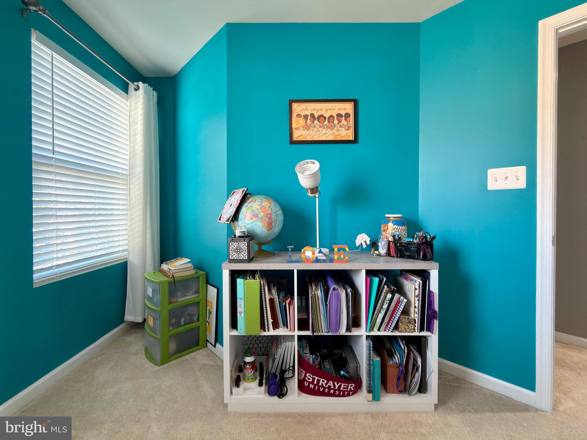 CHELSEA MANOR - Residential Lease