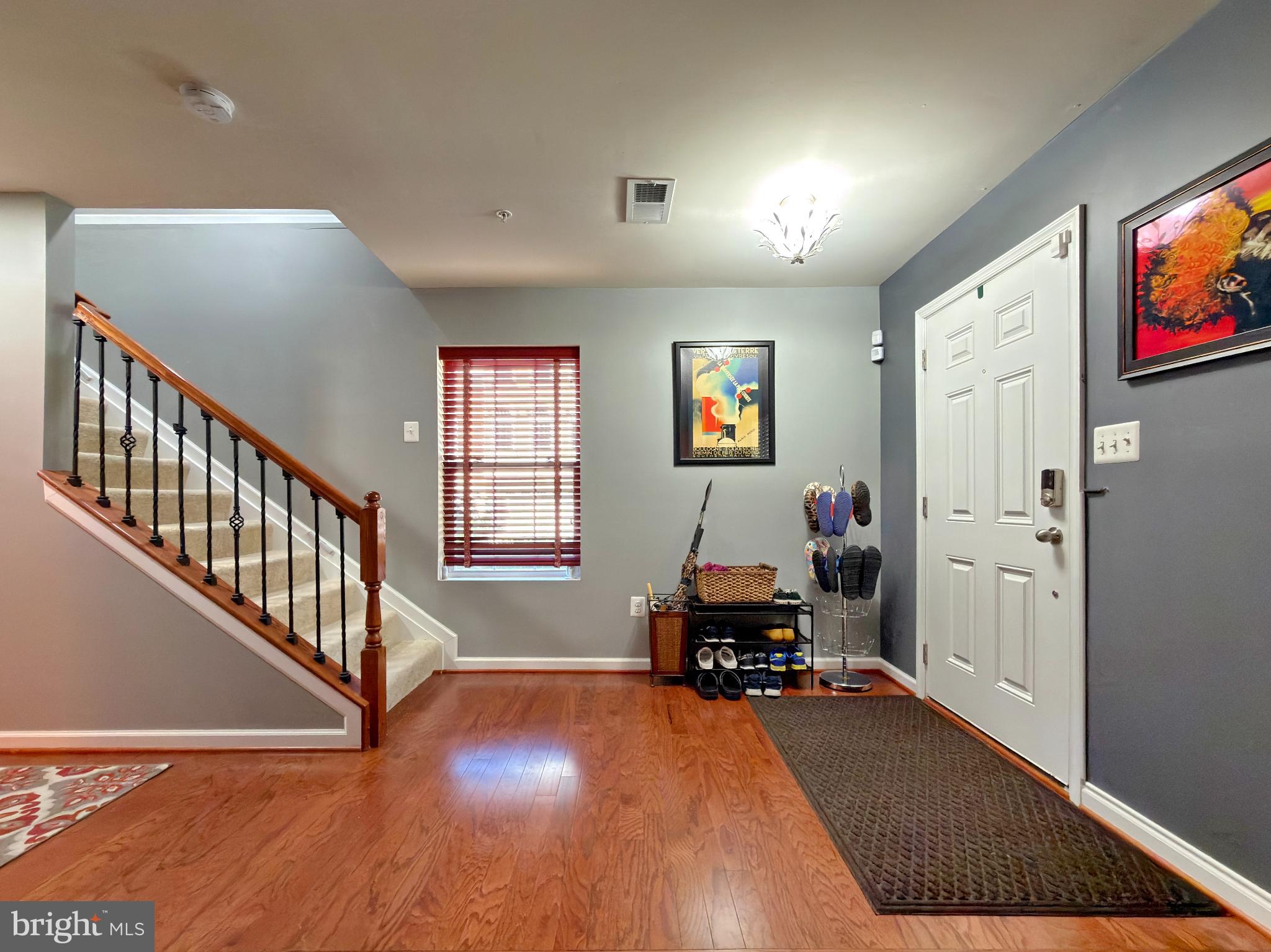 CHELSEA MANOR - Residential Lease