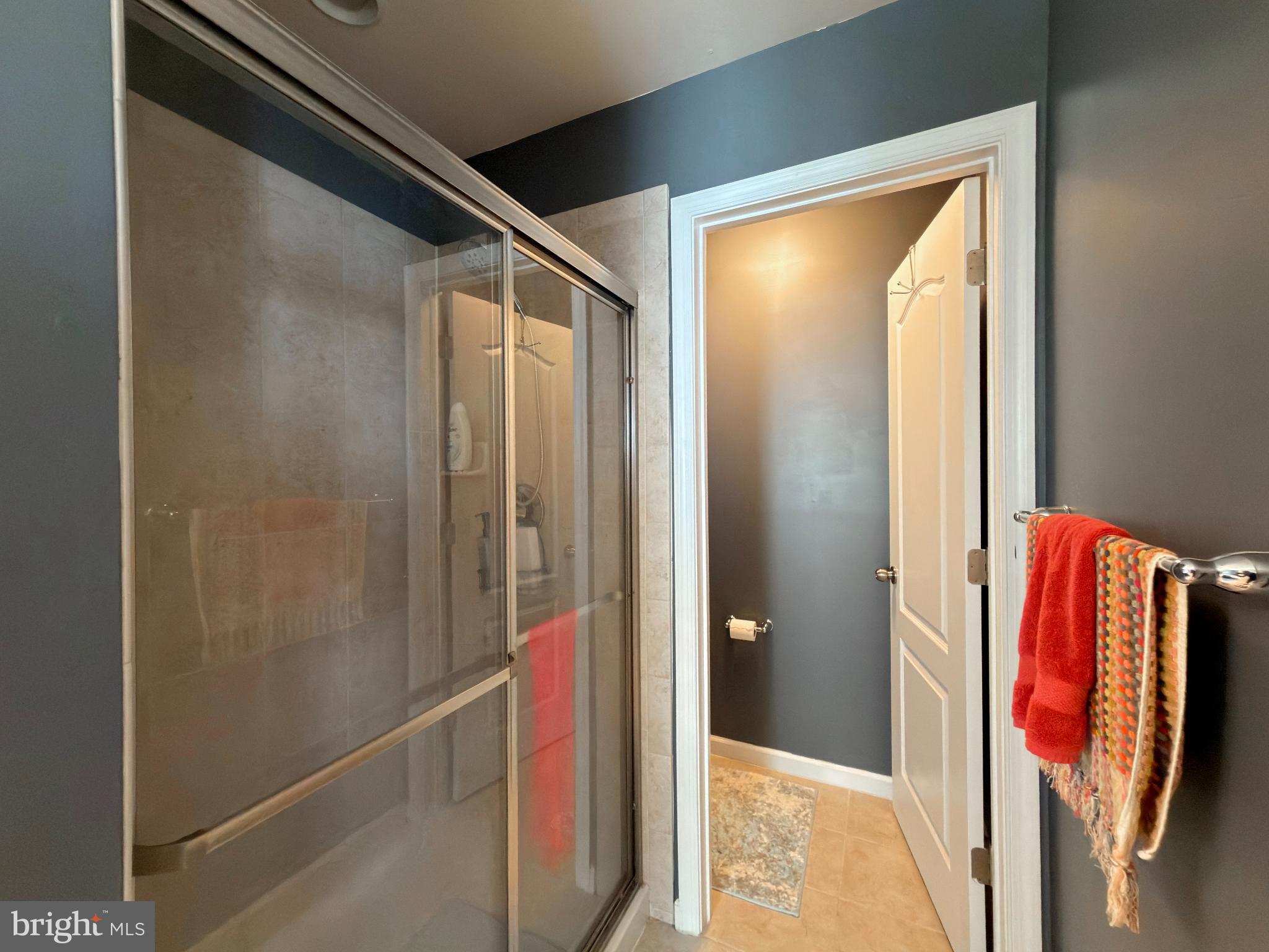 CHELSEA MANOR - Residential Lease