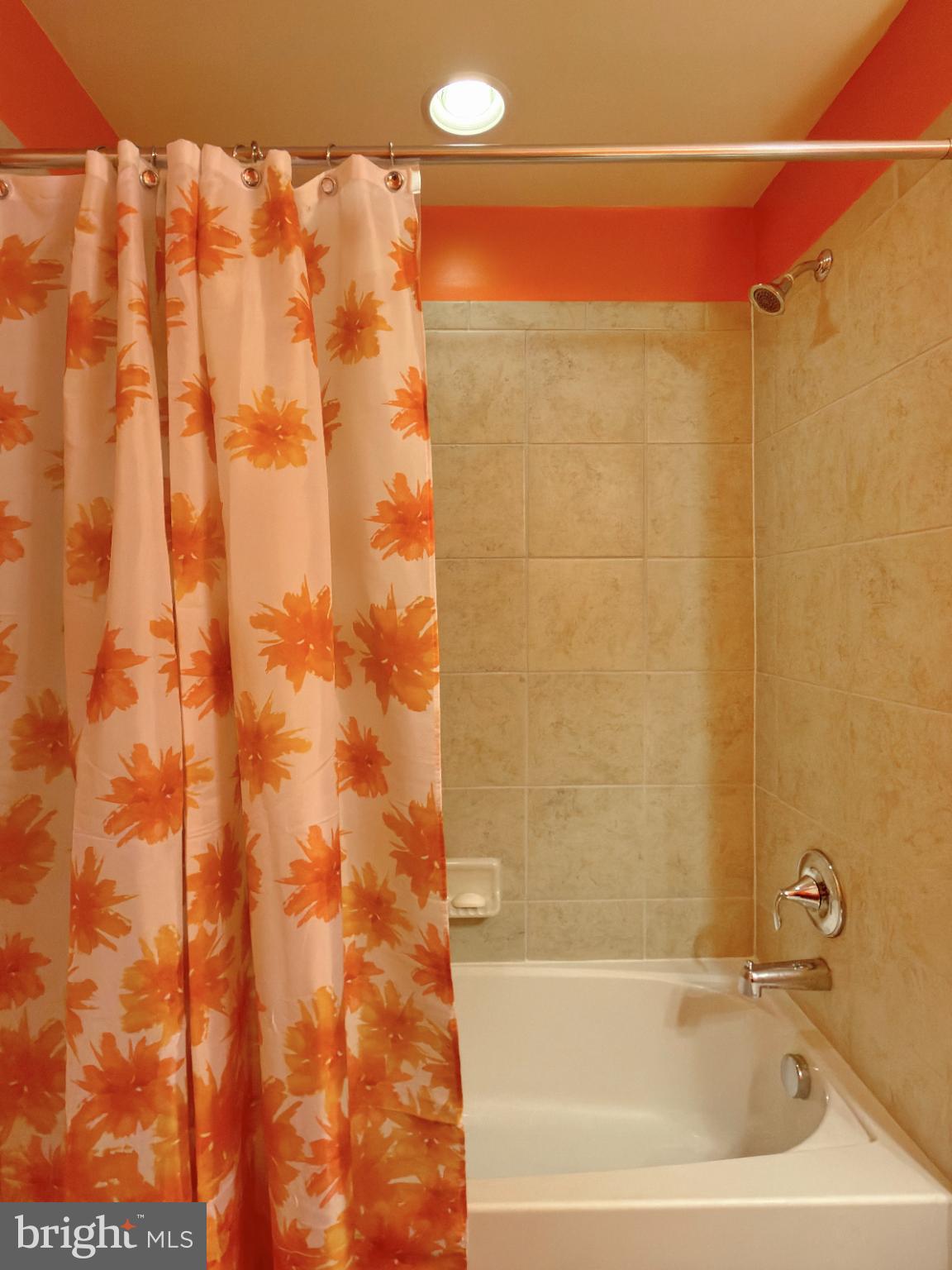 CHELSEA MANOR - Residential Lease