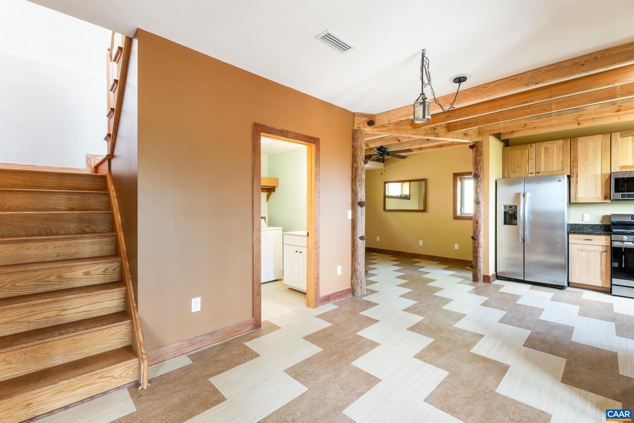 FARM COLONY - Residential