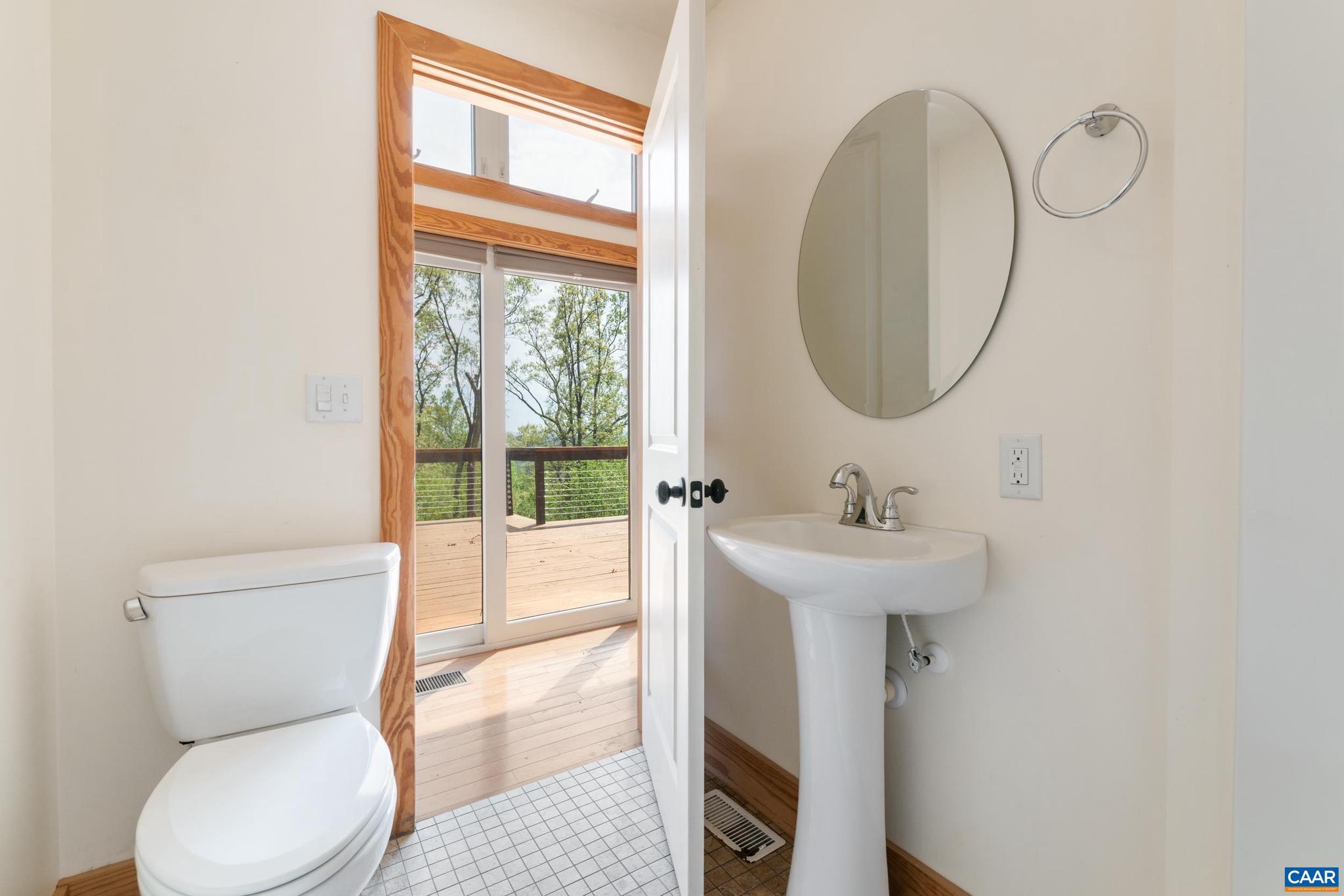 FARM COLONY - Residential