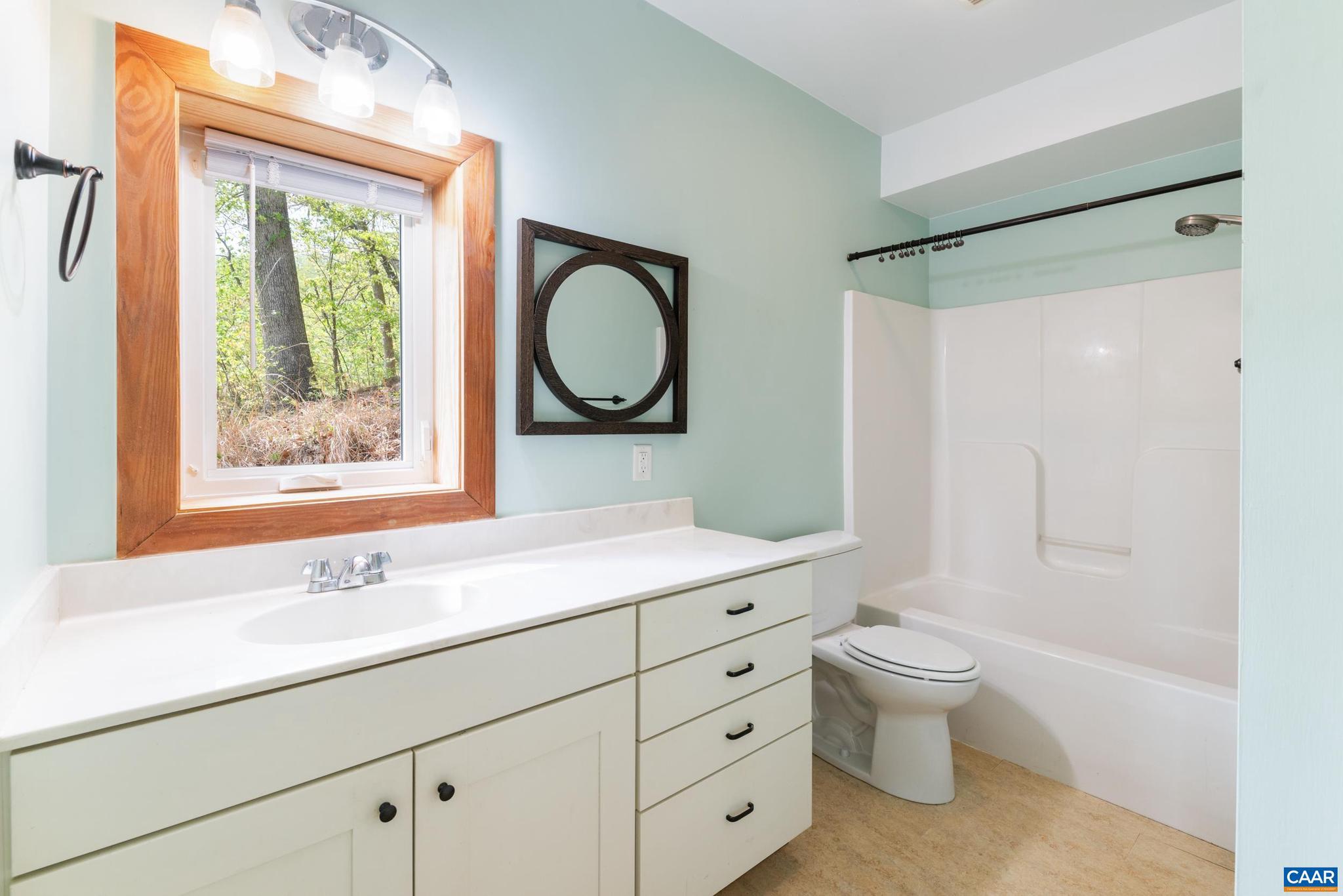 FARM COLONY - Residential