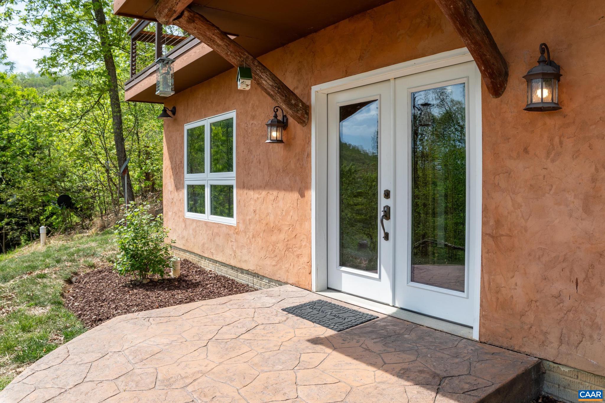 FARM COLONY - Residential