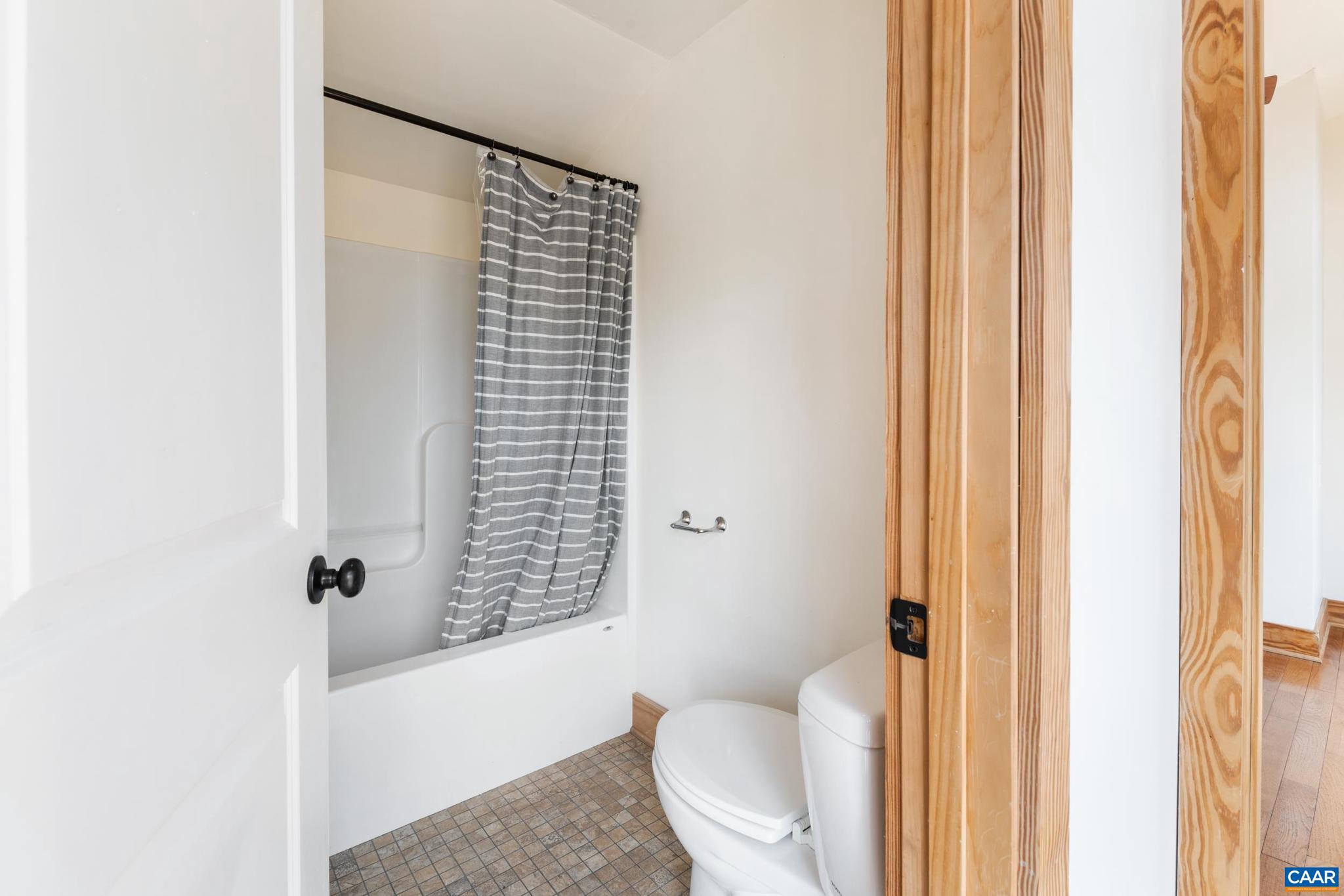 FARM COLONY - Residential