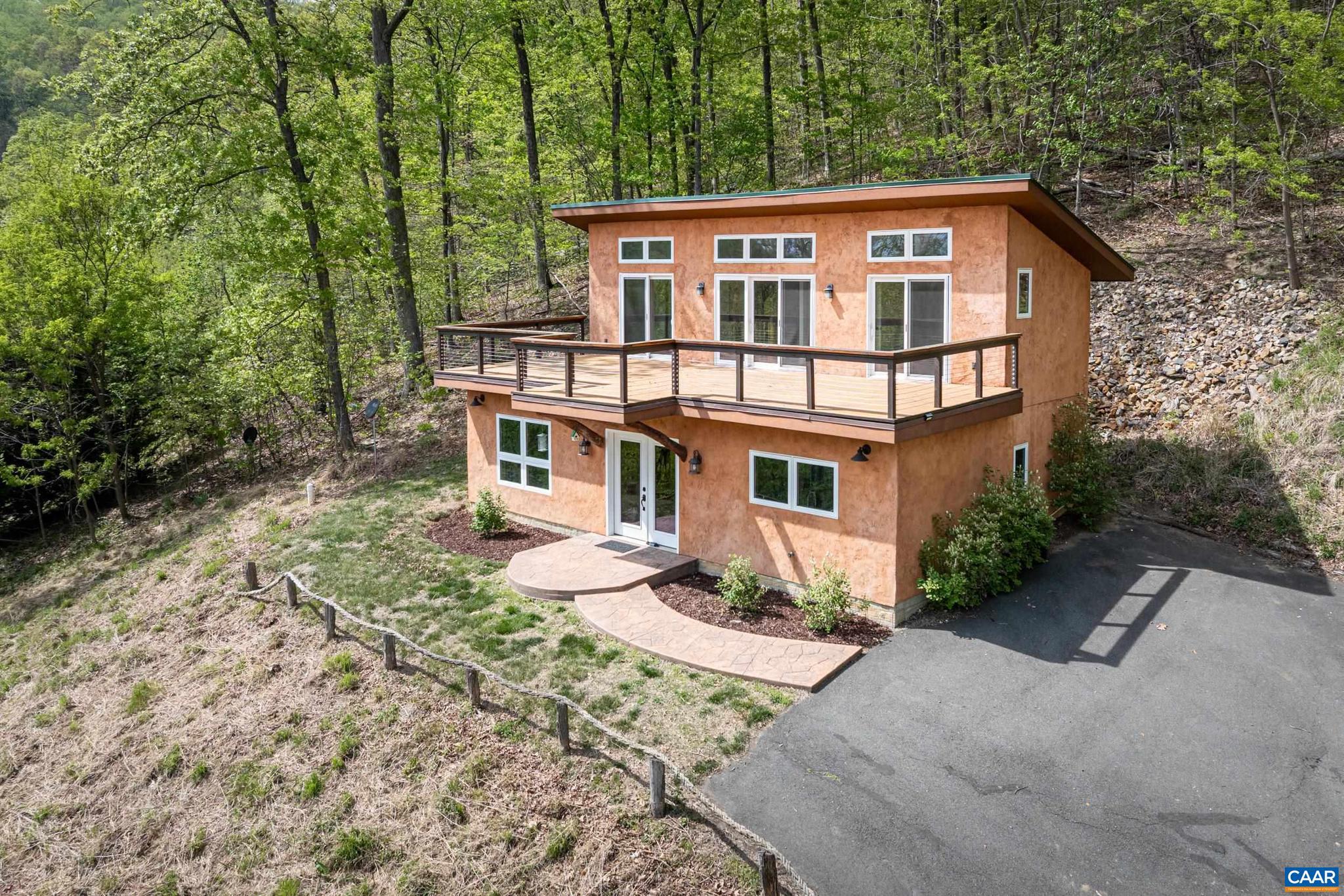 FARM COLONY - Residential